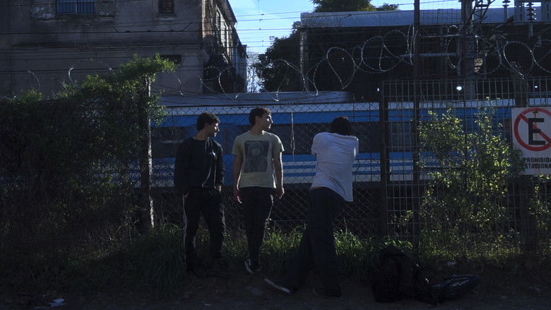 кадр из фильма Adorables Perdedores