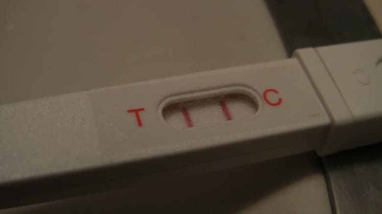 кадр из фильма 두 개의 선