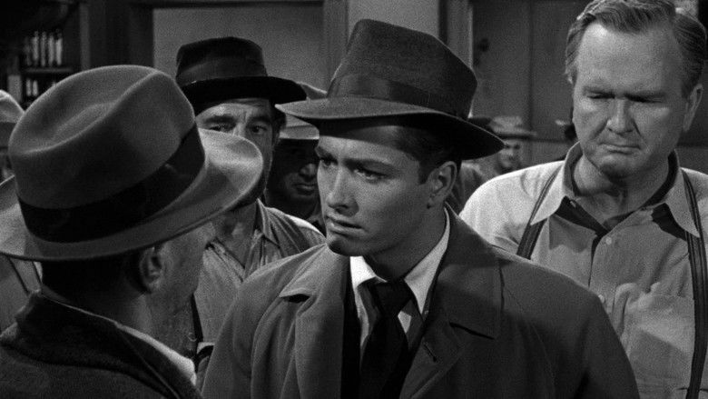 кадр из фильма Scandal Sheet