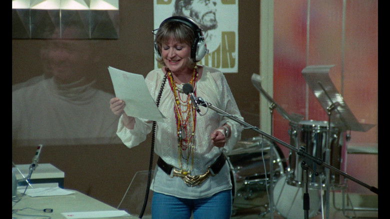 кадр из фильма Tout le monde il est beau, tout le monde il est gentil