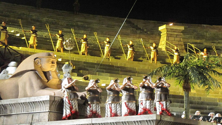 кадр из фильма Aida