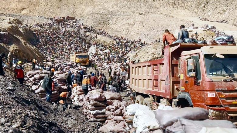 кадр из фильма Globalisierung - Wie Krisen unsere Welt verändern