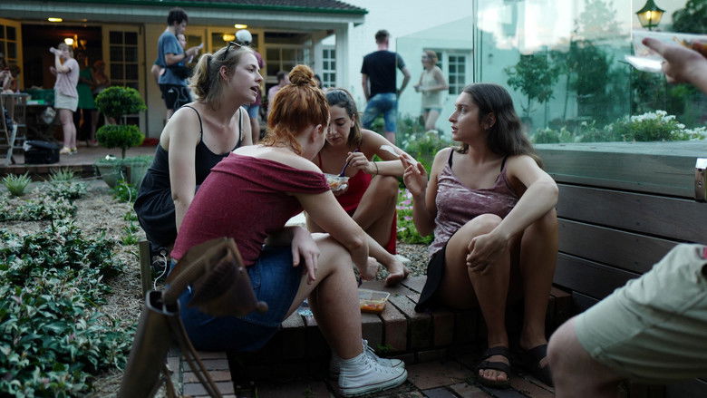 кадр из фильма Suburban Wildlife