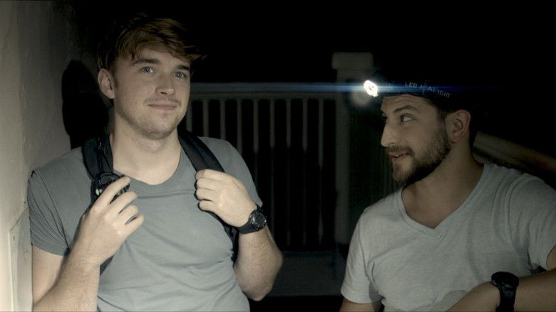 кадр из фильма Hide in the Light