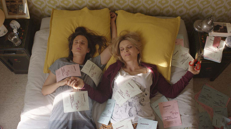 кадр из фильма Ой, мамочки