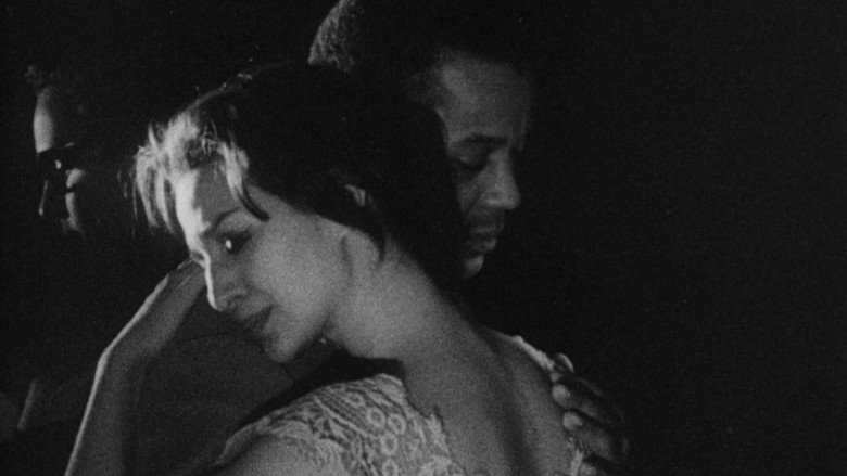 кадр из фильма Тени