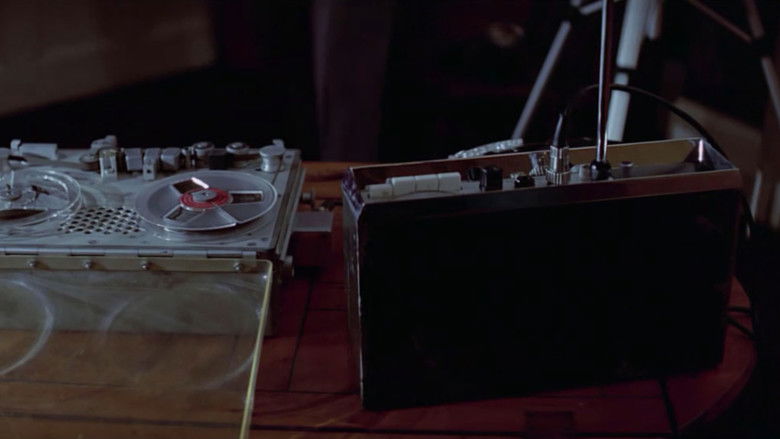 кадр из фильма Финиковая косточка