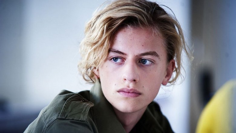 кадр из фильма Невидимый мальчик: Второе поколение