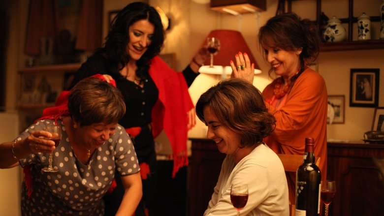 кадр из фильма Золотая клетка