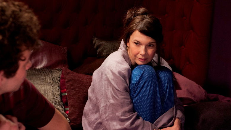 кадр из фильма Лечить живых