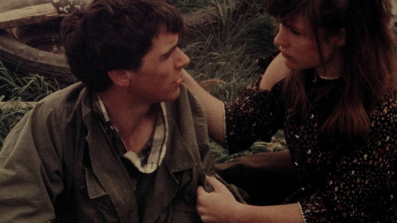 кадр из фильма The Weirdo