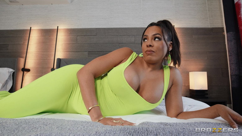 кадр из фильма Pornstar Therapy 10