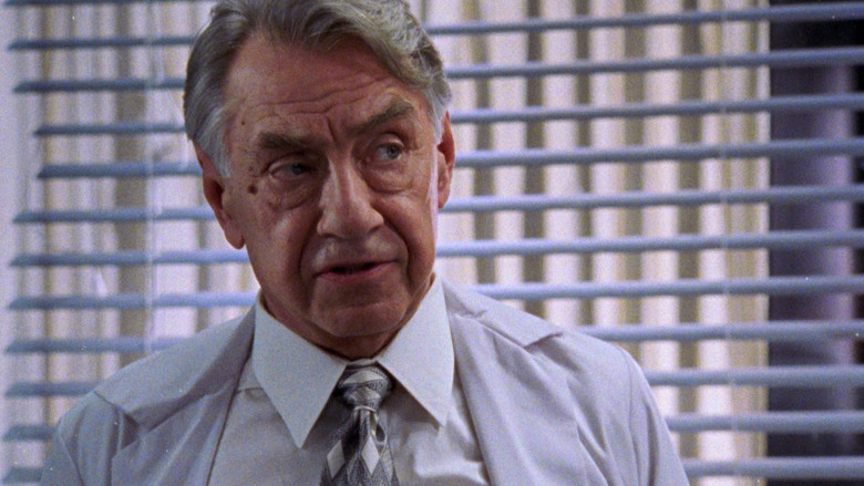 кадр из фильма Tempting Fate