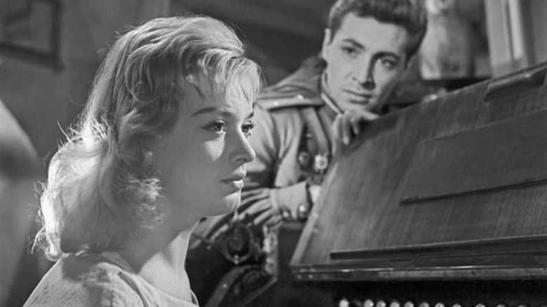 кадр из фильма Майские звёзды