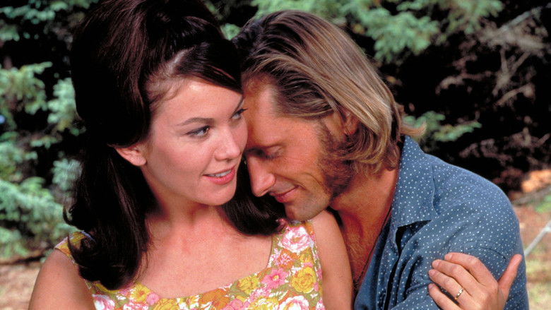 кадр из фильма A Walk on the Moon