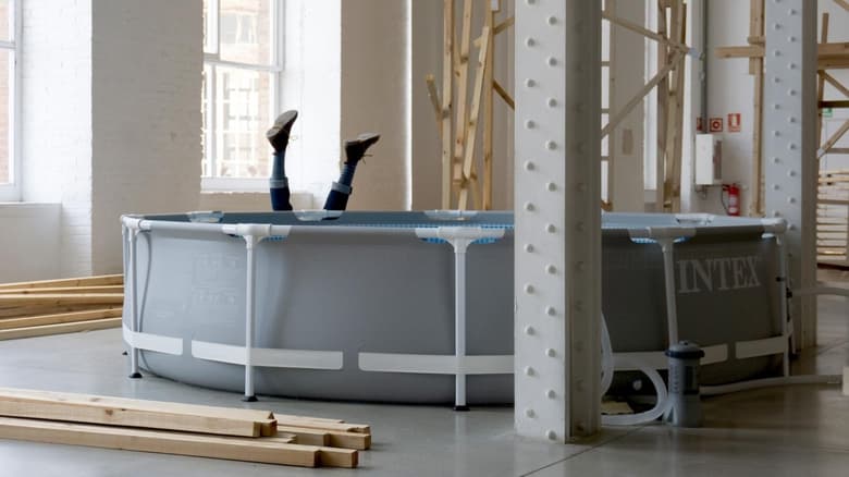 кадр из фильма Artefacto 71