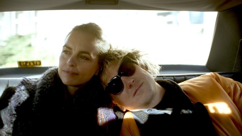 кадр из фильма Сестрёнка