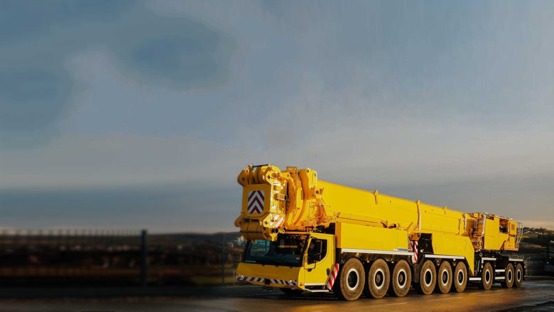 кадр из фильма Gewichtheber auf Rädern