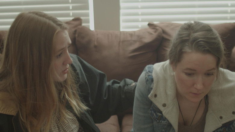 кадр из фильма Watching Amber