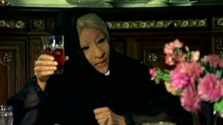 кадр из фильма ذئاب لا تاكل اللحم‎