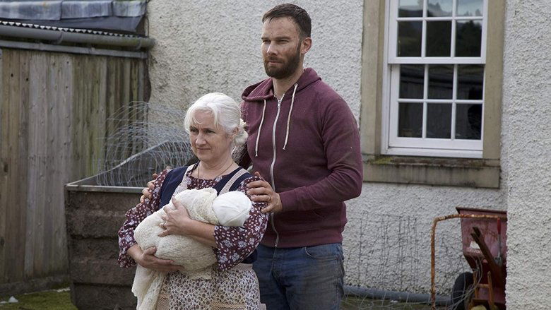 кадр из фильма Матриарх