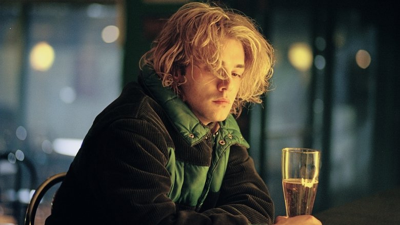 кадр из фильма Том на ферме