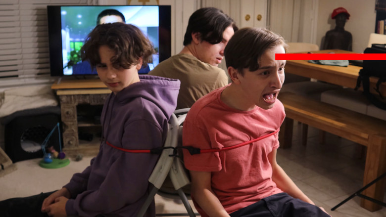 кадр из фильма Did Dood vs. James US