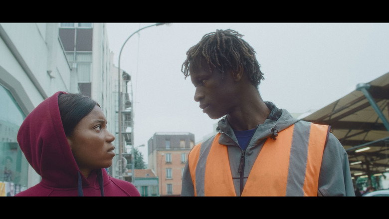 кадр из фильма Voyages en têtes étrangères