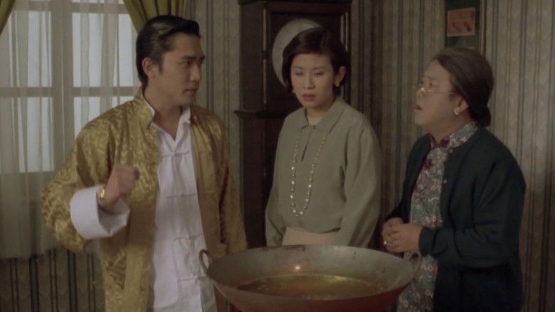 кадр из фильма 神龙赌圣之旗开得胜