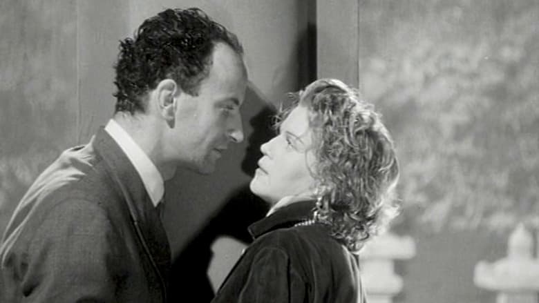 кадр из фильма Изменник Германии