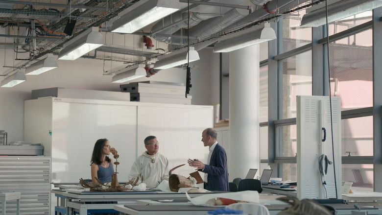 кадр из фильма So Surreal: Behind the Masks