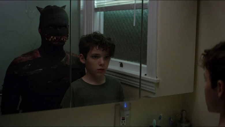 кадр из фильма Witches in the Window