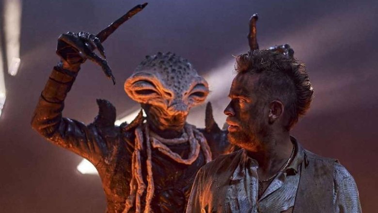 кадр из фильма Засланец из космоса