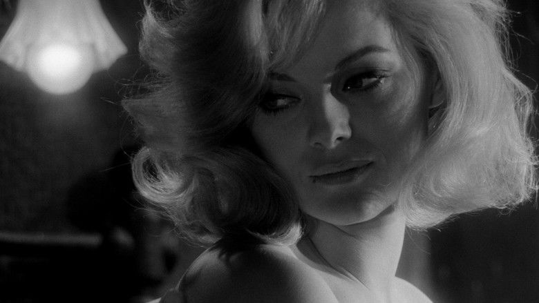 кадр из фильма Женщина озера