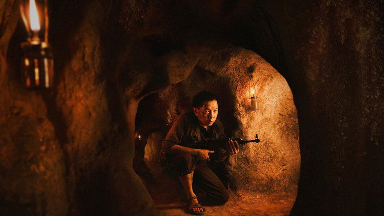 кадр из фильма Địa Đạo: Mặt Trời Trong Bóng Tối