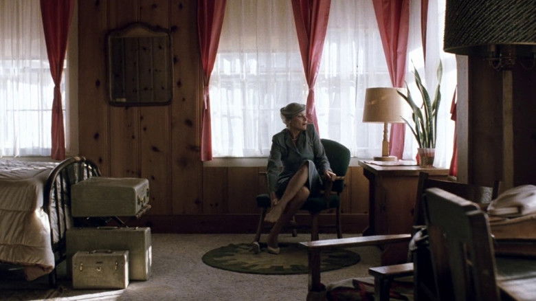 кадр из фильма Неприкаянные сердца