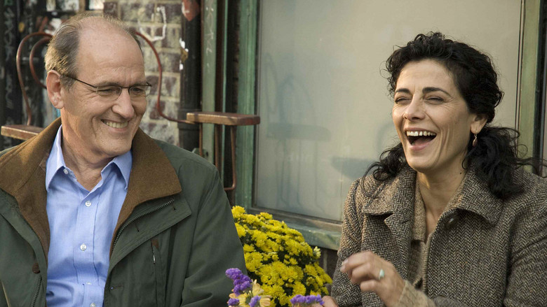 кадр из фильма Посетитель