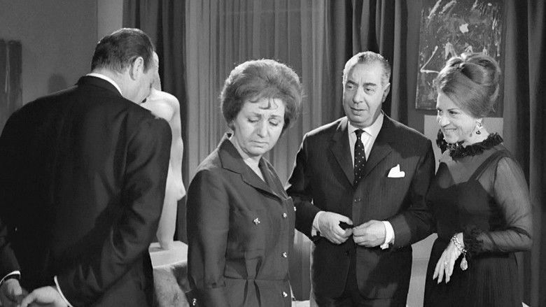 кадр из фильма Η Γυναίκα Μου Τρελλάθηκε