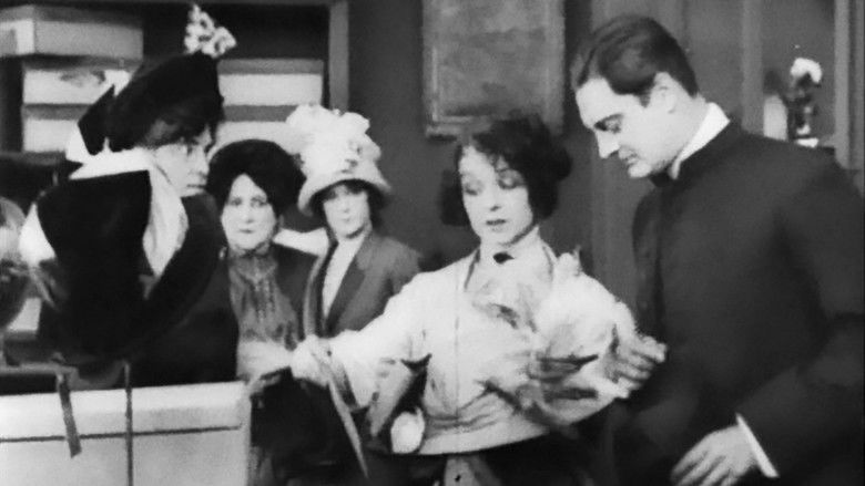 кадр из фильма The New York Hat