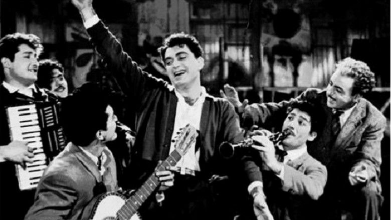 кадр из фильма Песня первой любви