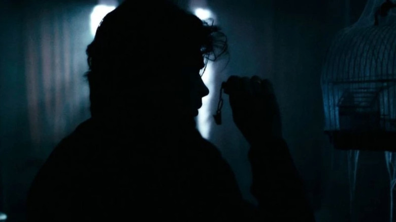 кадр из фильма Владение 18