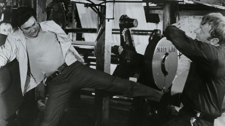 кадр из фильма Немного жизни, немного любви