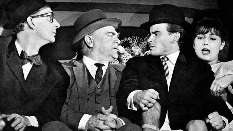 кадр из фильма Один, два, три