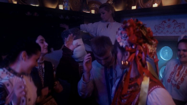 кадр из фильма Жив пес Сірко