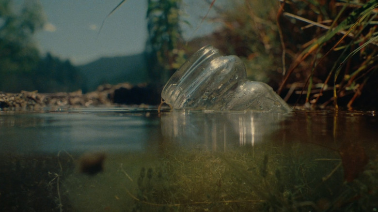 кадр из фильма Renacuajos