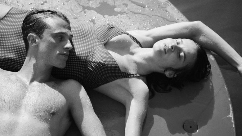 кадр из фильма L'Étranger