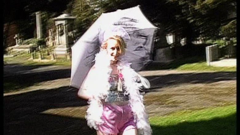 кадр из фильма The Fall of the Louse of Usher