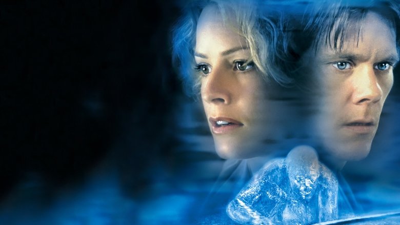 кадр из фильма Невидимка