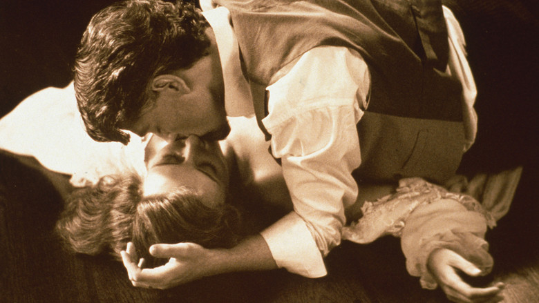 кадр из фильма Умереть заново