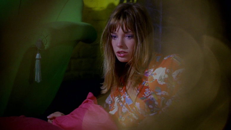 кадр из фильма Wonderwall